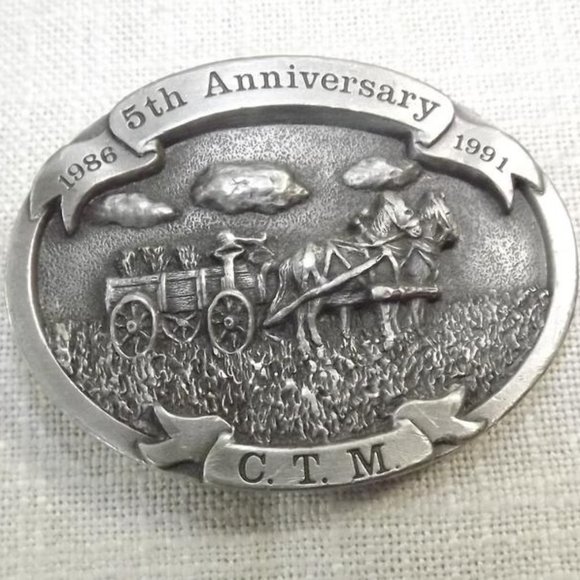 Canadian Toy Magazine 5th Anniversary Belt Buckle - Picture 1 of 7